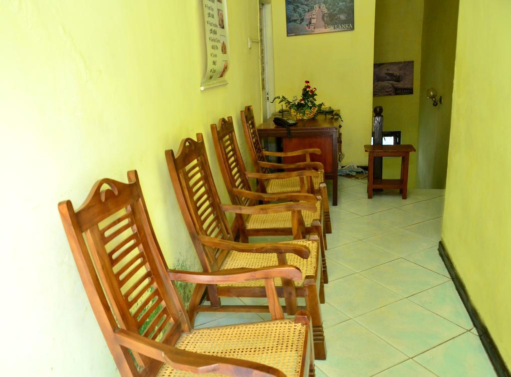 The Garden Rest Hotel Kandy Exterior photo
